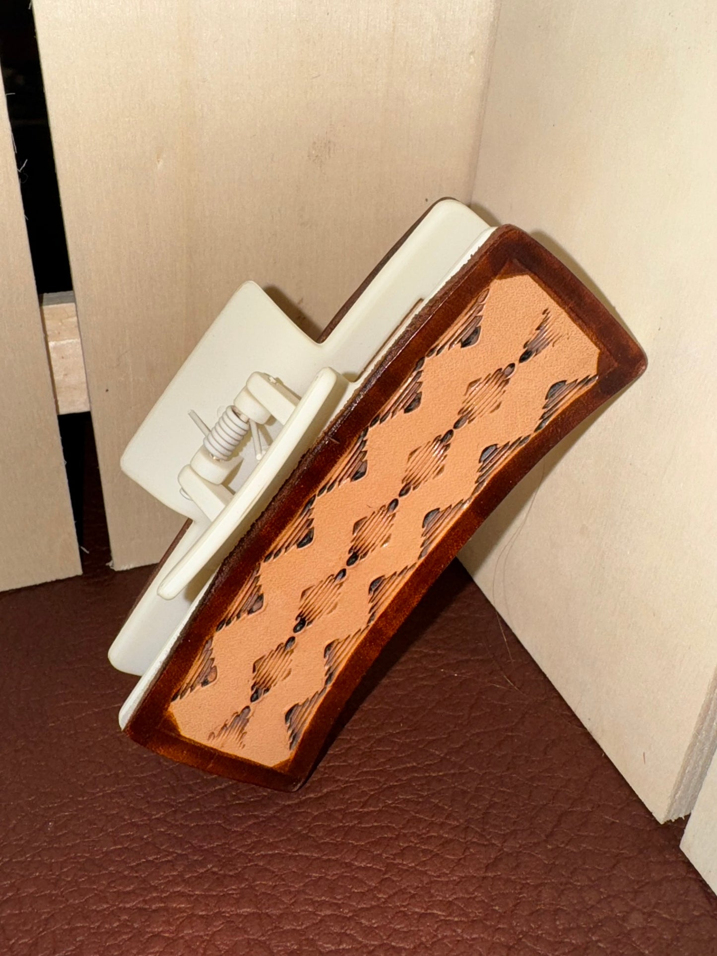 Hand Tooled Leather Claw Clip 4"
